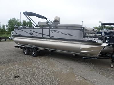BOATZON | 2022 Angler Qwest 8522 Fish n Cruise