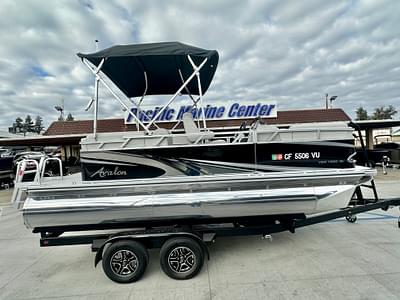 BOATZON | 2022 Avalon Venture Quad Lounger 18 w 60HP Mercury