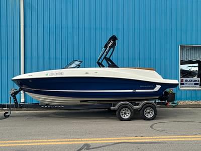 BOATZON | 2022 Bayliner VR5 Bowrider BOATZON | 2022 Bayliner VR5 Bowrider