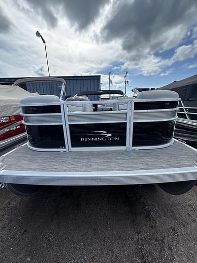 BOATZON | 2022 Bennington 22SF