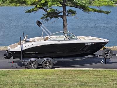 BOATZON | 2022 Chaparral 21 SSi