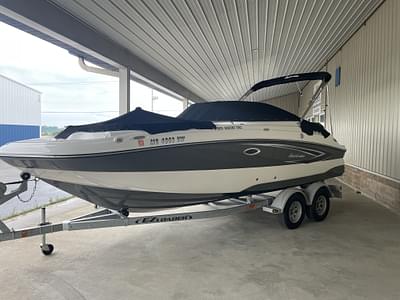 BOATZON | 2022 Hurricane SunDeck 2200 DC OB