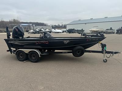 BOATZON | 2022 Lund 1875 Pro V Bass XS wTandem Axle Trailer