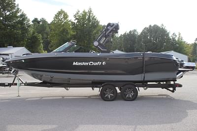 BOATZON | 2022 MasterCraft X26