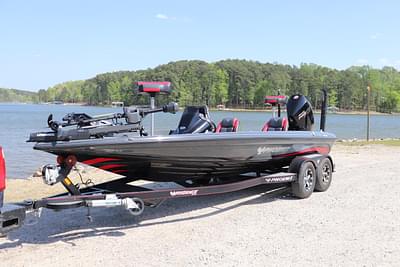 BOATZON | 2022 Phoenix Boats 920 Elite