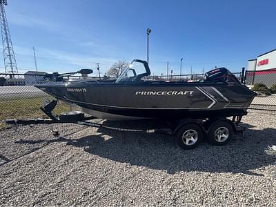 BOATZON | 2022 Princecraft Platinum SE 186