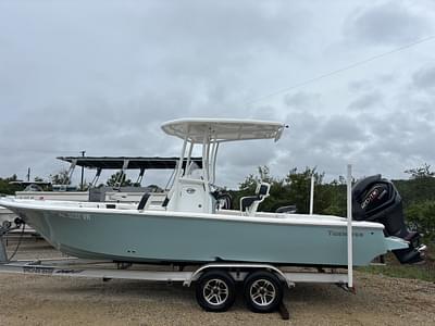 BOATZON | 2022 Tidewater Boats 2300 Carolina Bay