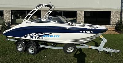 BOATZON | 2022 Yamaha AR210 BOATZON | 2022 Yamaha AR210