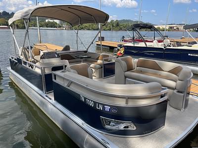 BOATZON | 2023 Avalon Venture 85 Rear Fish 23