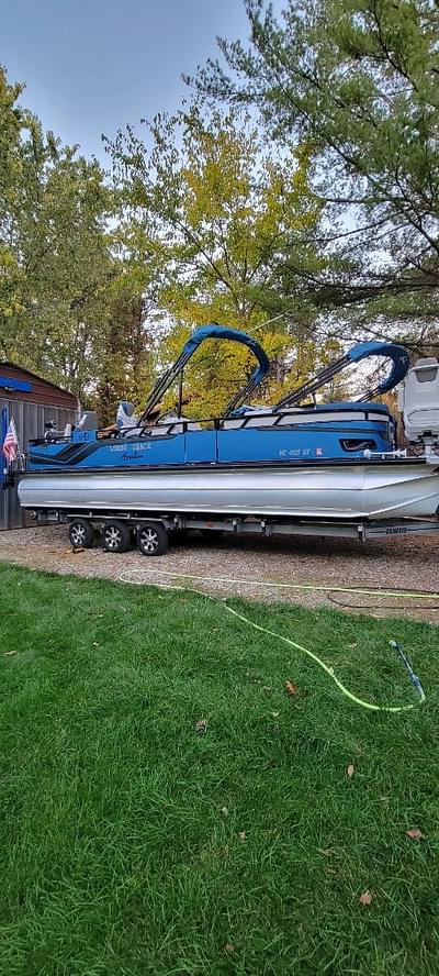BOATZON | 2023 Avalon Venture 85 Rear Fish 25 BOATZON | 2023 Avalon Venture 85 Rear Fish 25