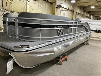 BOATZON | 2023 Bennington 24LXSB ESP TRITOON    YAMAHA F300    SEALEGS