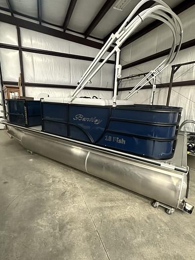BOATZON | 2023 Bentley Pontoons 180 3Point Fish BOATZON | 2023 Bentley Pontoons 180 3Point Fish