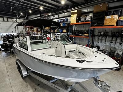 BOATZON | 2023 BLACKFIN BOATS 232DC BOATZON | 2023 BLACKFIN BOATS 232DC