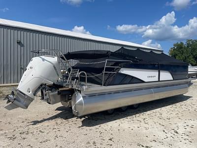 BOATZON | 2023 Crest Pontoons Classic DLX 240 SLS w Mercury 250 Cold Fusion