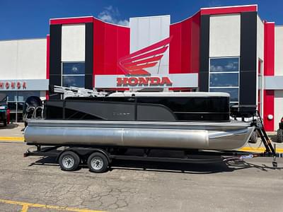 BOATZON | 2023 Crest Pontoons Classic LX Fish 220 SF w Merc 200L BOATZON | 2023 Crest Pontoons Classic LX Fish 220 SF w Merc 200L