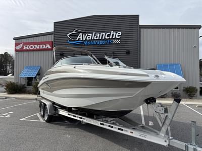 BOATZON | 2023 Crownline E235 XS