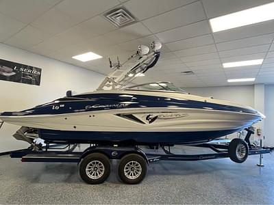 BOATZON | 2023 Crownline E255 SURF