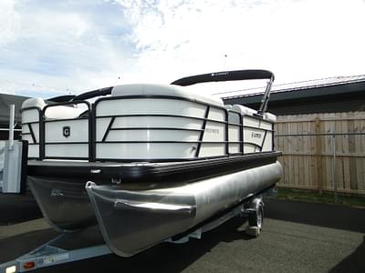 BOATZON | 2023 Godfrey Sweetwater 2086 C Tritoon