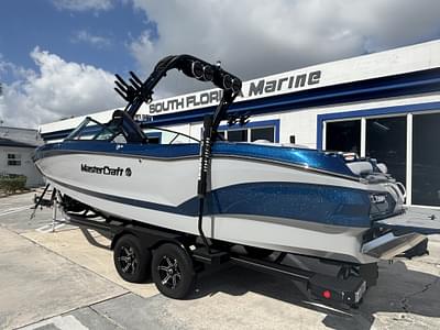 BOATZON | 2023 MasterCraft X26