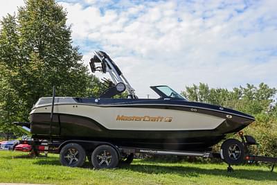 BOATZON | 2023 MasterCraft XT20