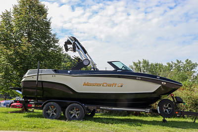 BOATZON | 2023 MasterCraft XT20 BOATZON | 2023 MasterCraft XT20