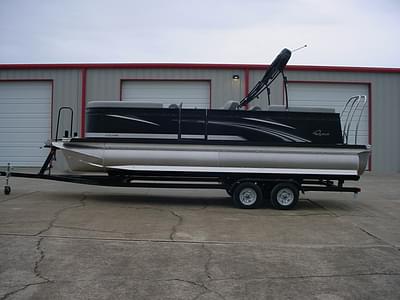 BOATZON | 2023 Qwest Pontoons 822 EClass RLS TRI TOON