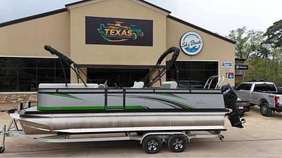 BOATZON | 2023 Qwest Pontoons 822 Splash Pad