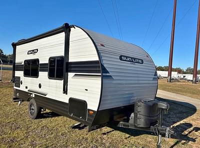 BOATZON | 2023 SUNSET TRAIL SUNLITE CAMPER