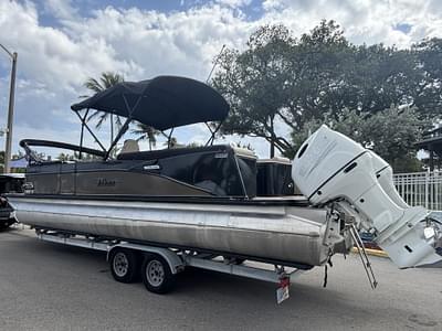 BOATZON | 2023 Tahoe Pontoons 25QL W 2ft extension