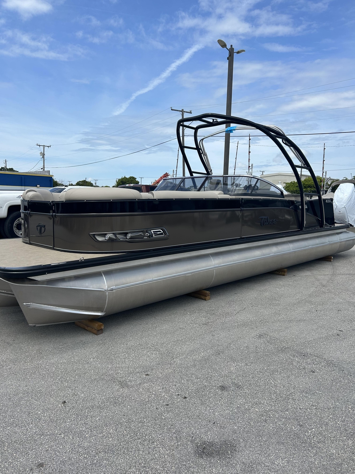 2023 Tahoe Pontoons Tahoe Pontoons 29 FT ELITE WINDSHIELD 2023 - Sold Boat