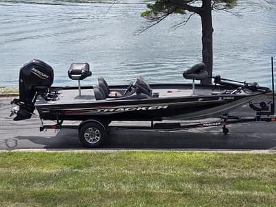 BOATZON | 2023 Tracker Boats PRO TEAM 175 TXW BOATZON | 2023 Tracker Boats PRO TEAM 175 TXW