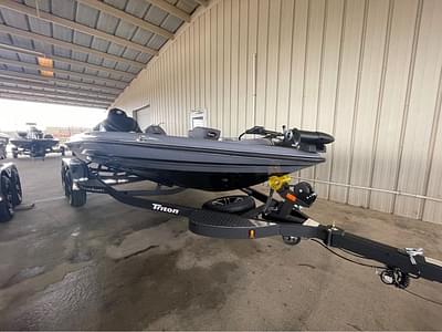 BOATZON | 2023 Triton Boats 18 TrX