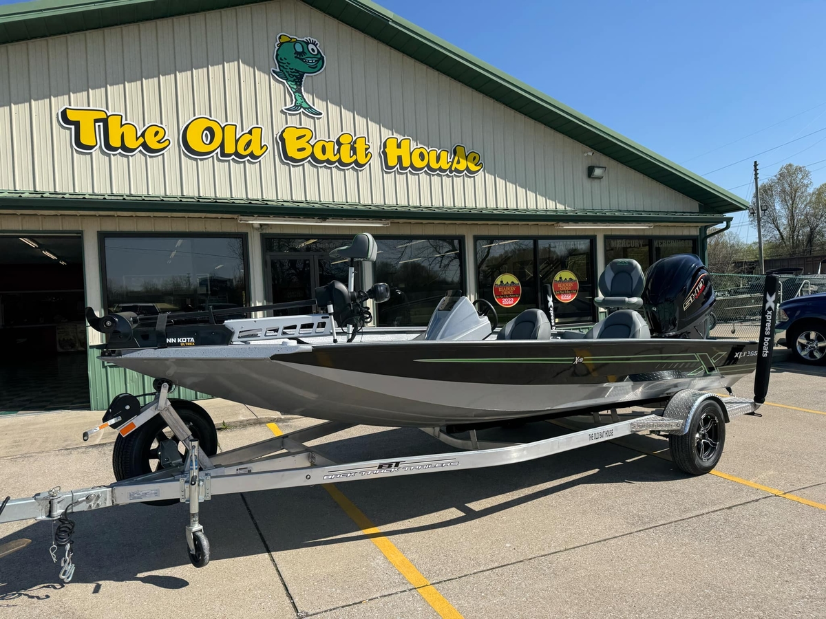 2023 Xpress Xpress X19 PRO 2023 - Sold Boat