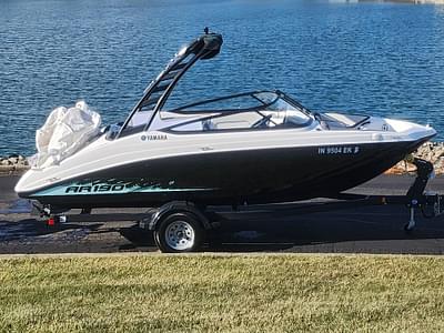 BOATZON | 2023 Yamaha AR190