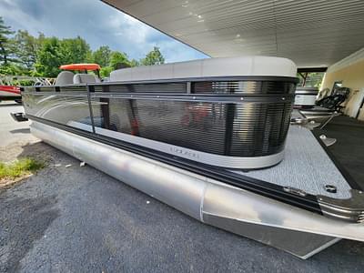 BOATZON | 2024 Apex XRE 820 LT Fish Cruise LT BOATZON | 2024 Apex XRE 820 LT Fish Cruise LT