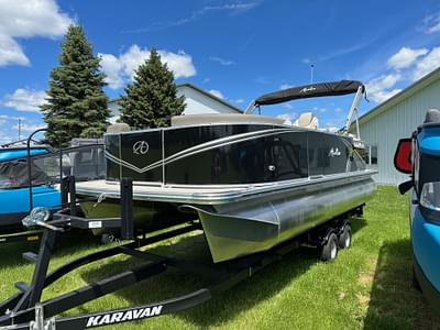 BOATZON | 2024 Avalon 2185 LSZ Quad Lounge w90HP  Bunk Trailer