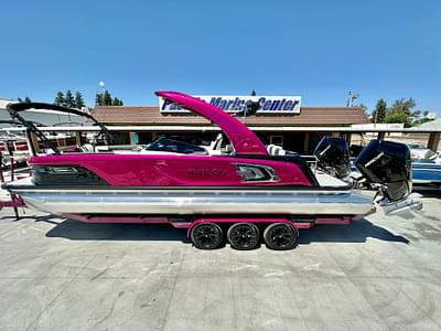 BOATZON | 2024 Avalon 27 Carbon Series Excalibur Elite Windshield w Twin 400HP Mercury V10s and JOYSTICK CONTROLS BOATZON | 2024 Avalon 27 Carbon Series Excalibur Elite Windshield w Twin 400HP Mercury V10s and JOYSTICK CONTROLS