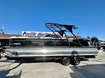 BOATZON | 2024 Avalon 27 Catalina Elite Windshield Platinum w Mercury 400HP V10