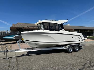 BOATZON | 2024 Bayliner New 2024 Trophy 23 PilotHouse Mercury 225HP