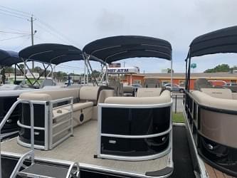 BOATZON | 2024 Bentley Pontoons 240 Legacy Navigator