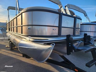 BOATZON | 2024 Bentley Pontoons 243 SWINGBACK PACKAGED 300HP MERCURY  YACHT CLUB TRILER