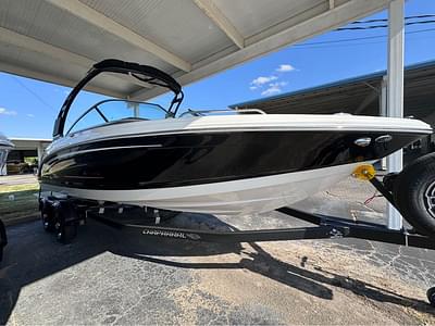 BOATZON | 2024 Chaparral 23 SSi OB BOATZON | 2024 Chaparral 23 SSi OB