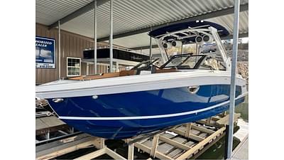 BOATZON | 2024 Cobalt Surf Series R8