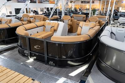 BOATZON | 2024 Crest Pontoons Classic LX 220 SLRC Great Lakes Edition