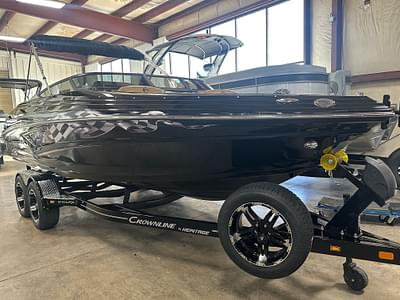 BOATZON | 2024 Crownline 240 SS LPX BOATZON | 2024 Crownline 240 SS LPX