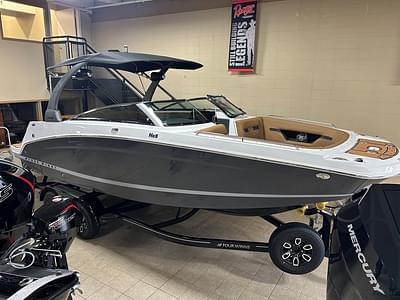 BOATZON | 2024 Four Winns HD5 Deckboat BOATZON | 2024 Four Winns HD5 Deckboat