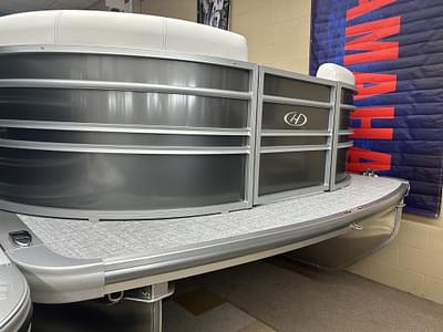 BOATZON | 2024 Harris Sunliner 210 BOATZON | 2024 Harris Sunliner 210