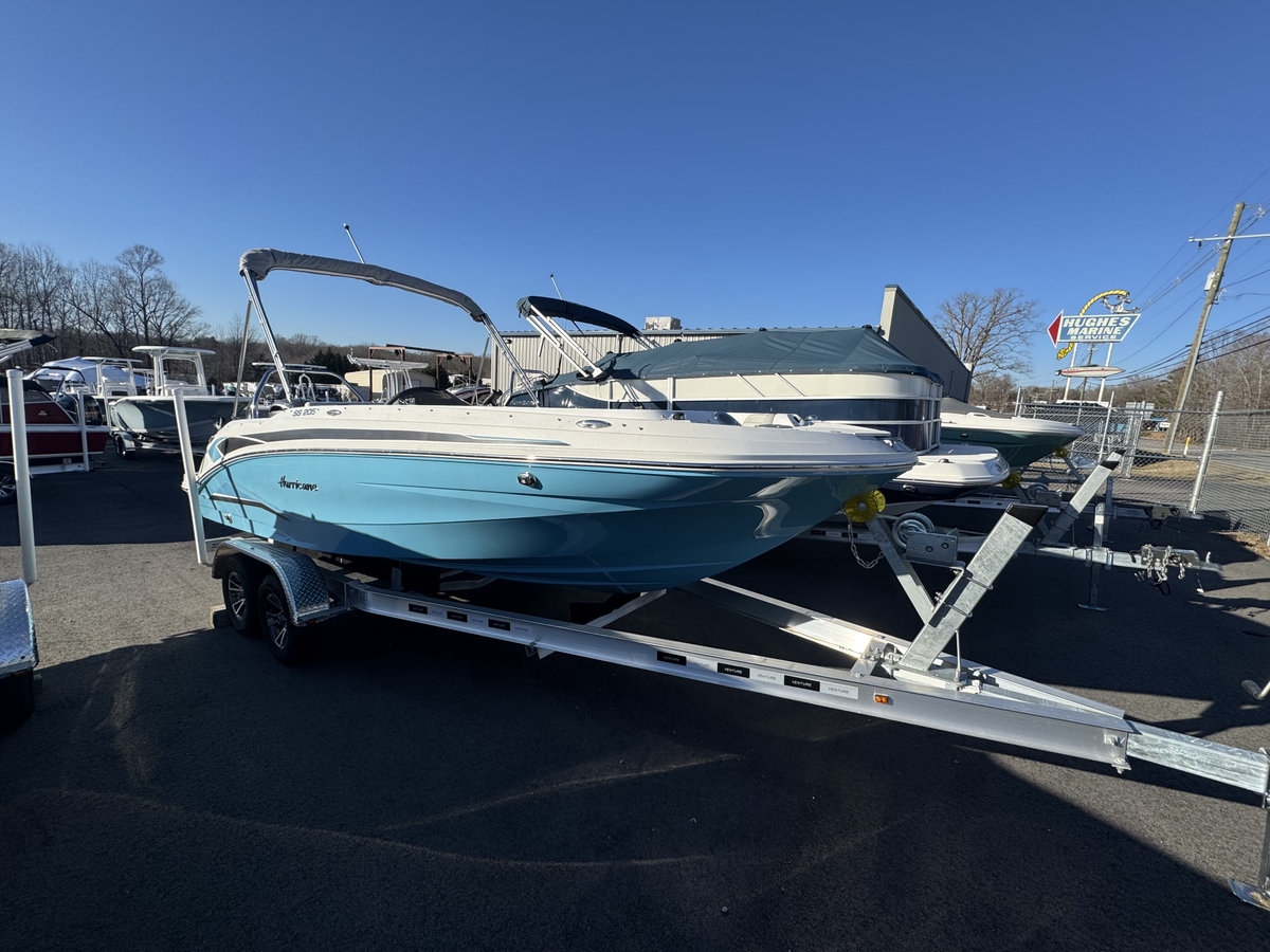 2024 Hurricane Hurricane SunDeck Sport 205 OB 2024 - Sold Boat