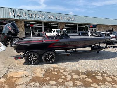 BOATZON | 2024 iKon Boats 20LX BOATZON | 2024 iKon Boats 20LX