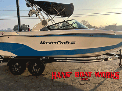 BOATZON | 2024 MasterCraft XT23  Factory Demo w 62L Engine